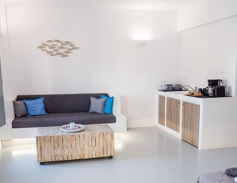 Majestic Sky Luxury Suites Megalochori (Santorini) Exterior foto