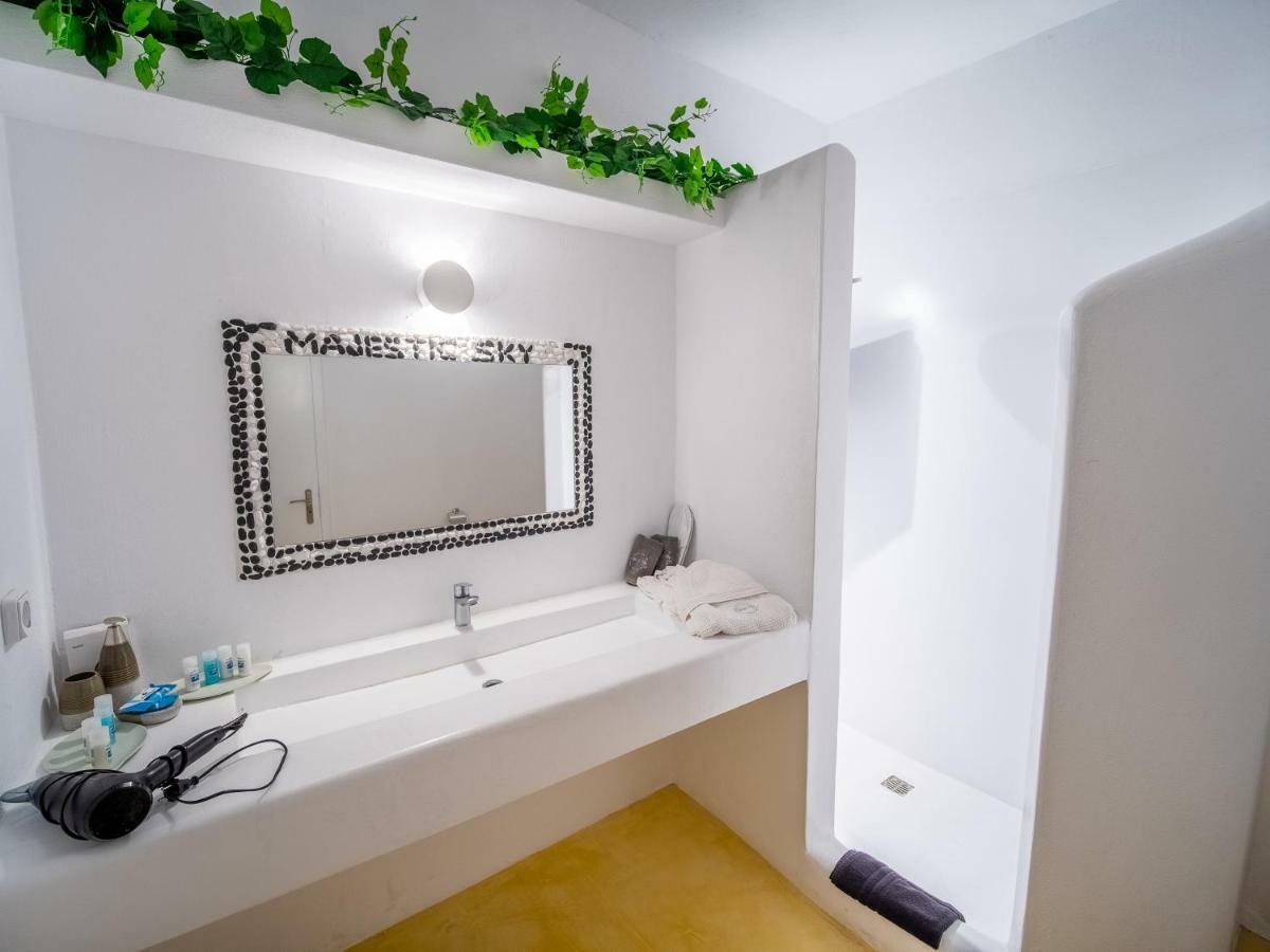 Majestic Sky Luxury Suites Megalochori (Santorini) Exterior foto