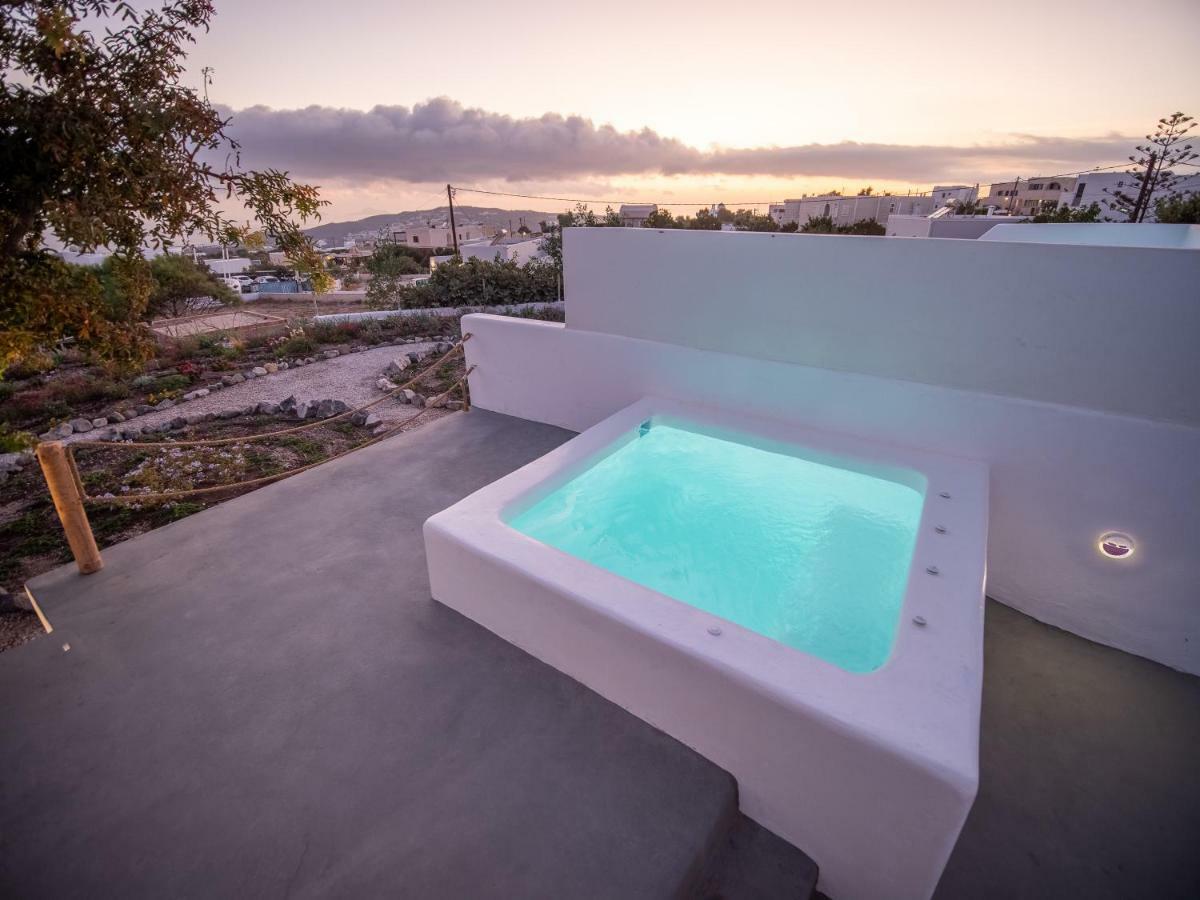 Majestic Sky Luxury Suites Megalochori (Santorini) Exterior foto