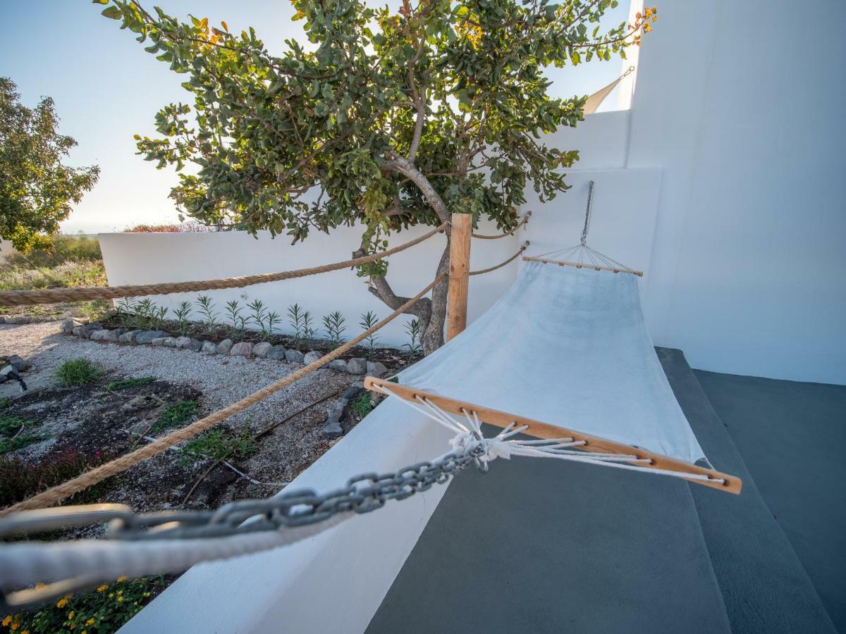 Majestic Sky Luxury Suites Megalochori (Santorini) Exterior foto